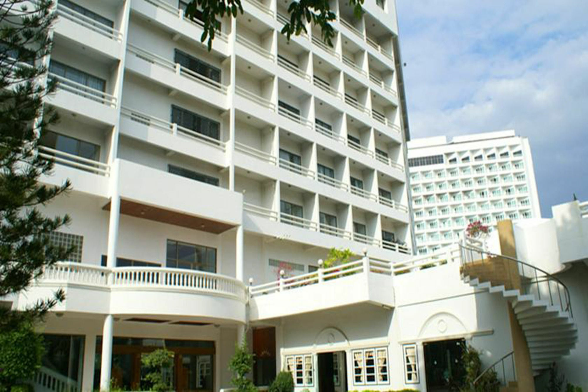 Royal Palace Hotel Pattaya Exterior foto